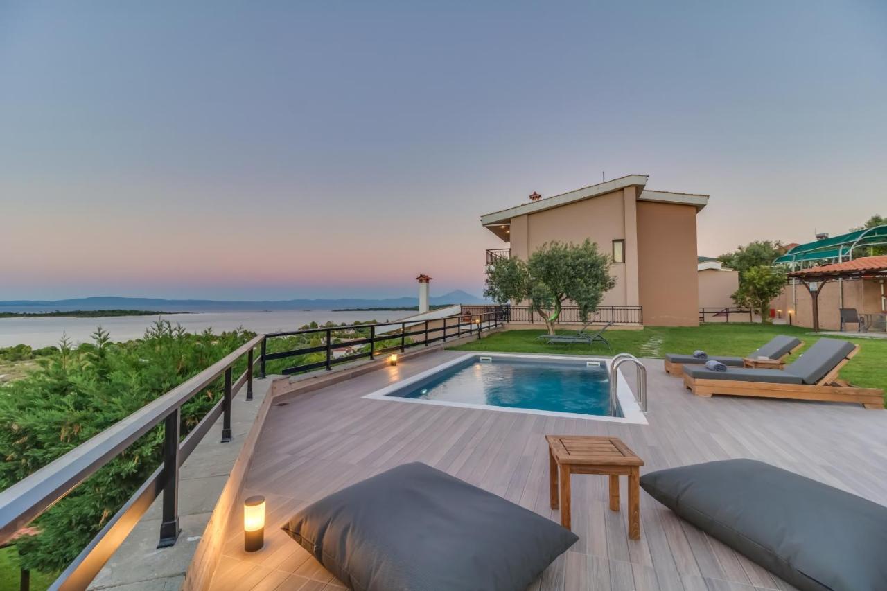 Seaview Villas Vourvourou Exterior photo