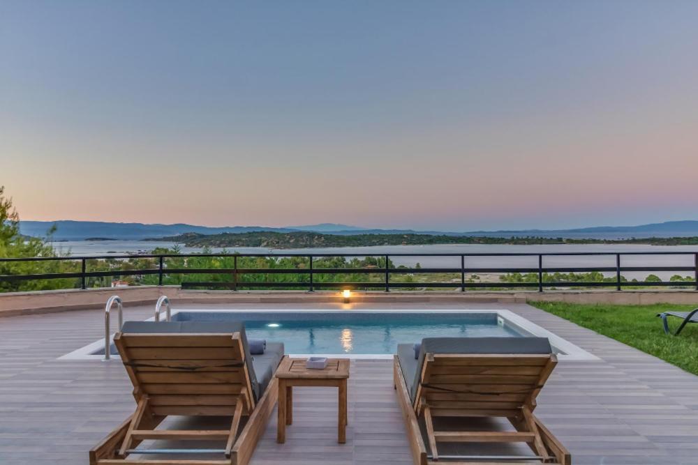 Seaview Villas Vourvourou Exterior photo